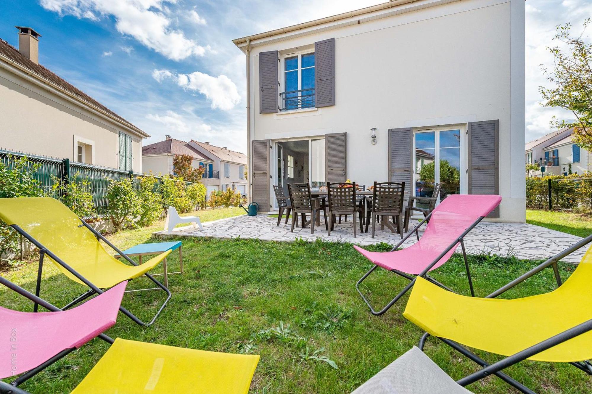 Gite La Villa Omagny Paris Marne-La-Vallee Bagian luar foto